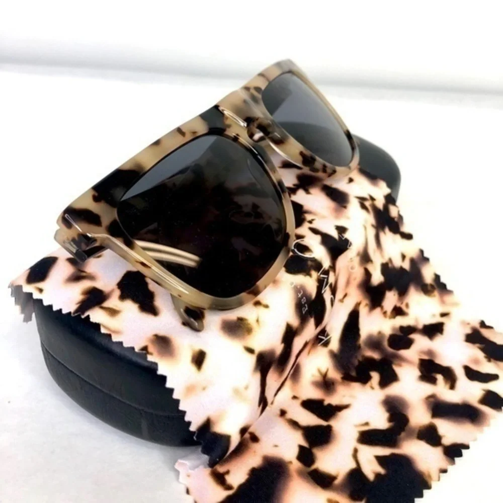 KOMONO Bennet Ivory Demi Sunglasses NEW tan Brown tortoise